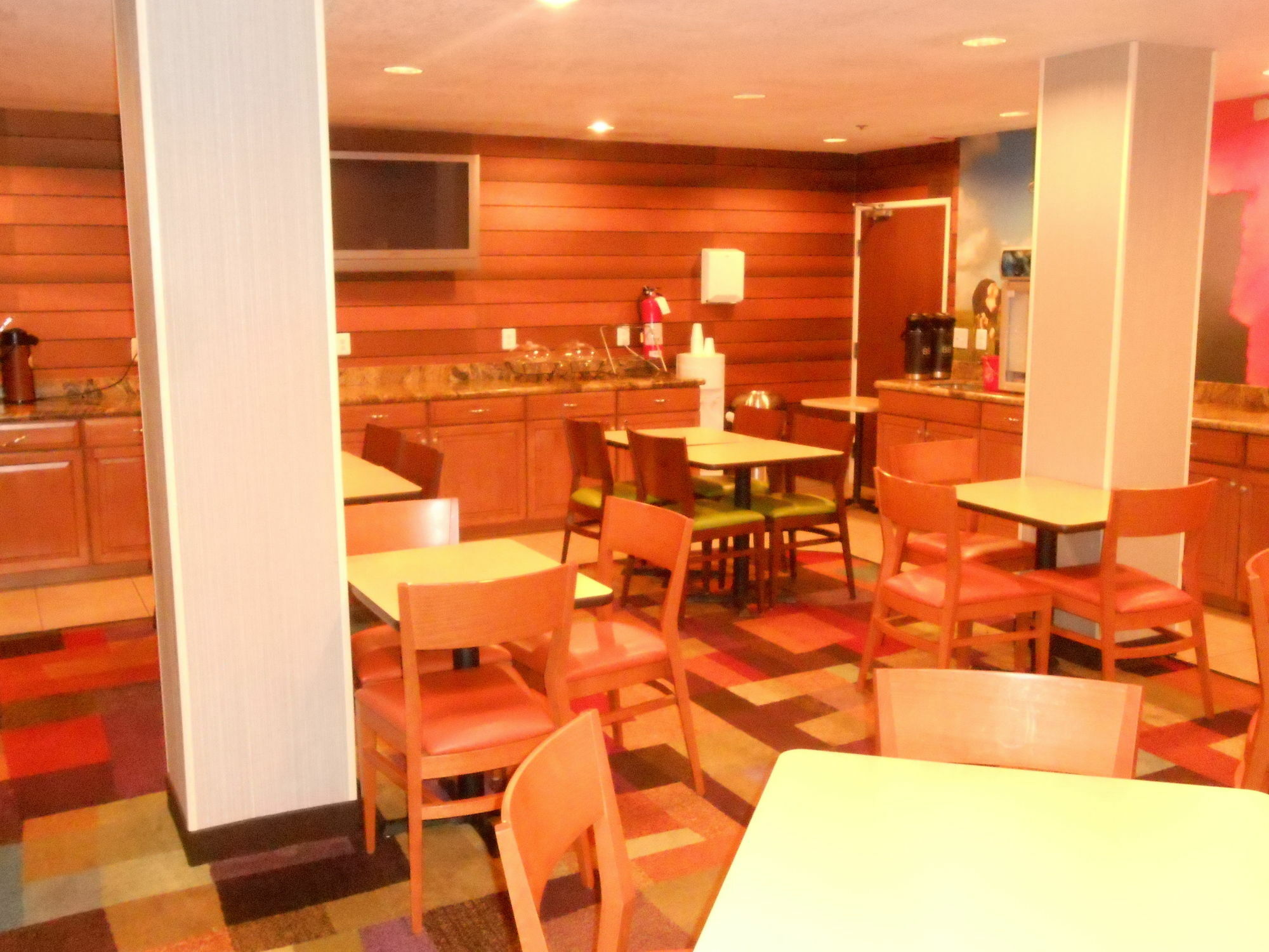 Greentree Inn And Suites Mesa / Phoenix ภายนอก รูปภาพ