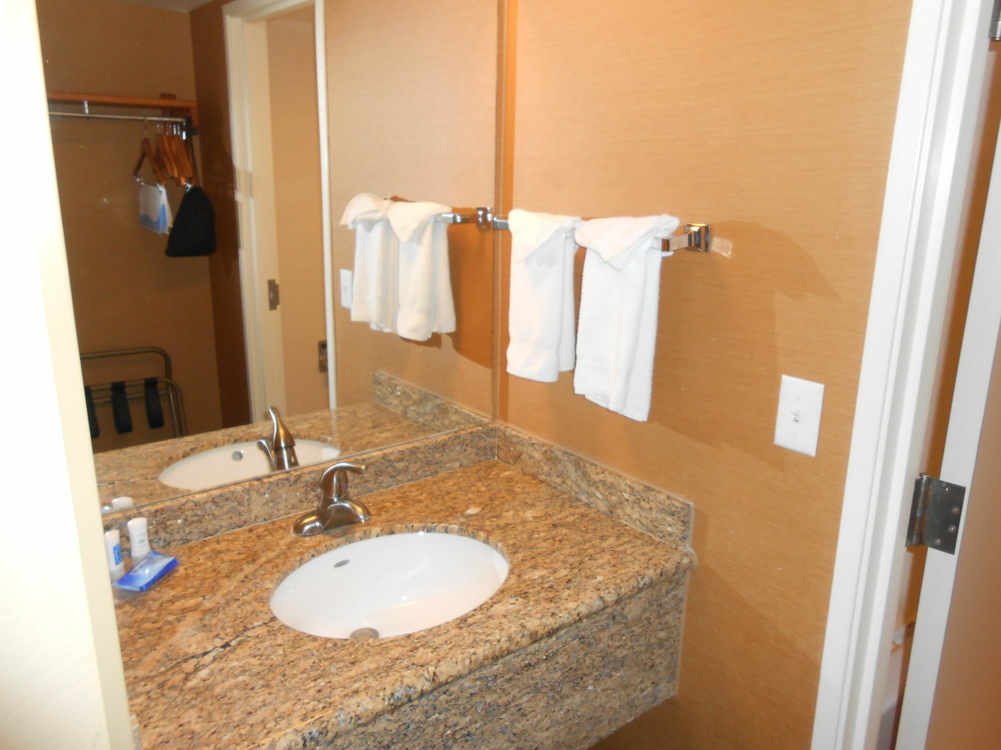 Greentree Inn And Suites Mesa / Phoenix ภายนอก รูปภาพ